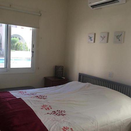 Appartement Limnos Gardens Пафос Екстериор снимка